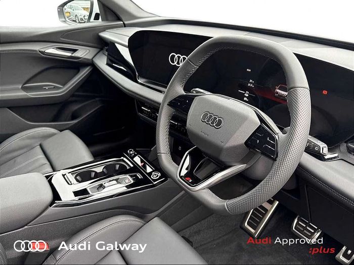 Audi Q6 e-tron 2025