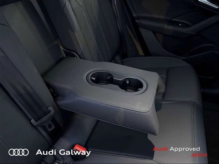 Audi Q6 e-tron 2025