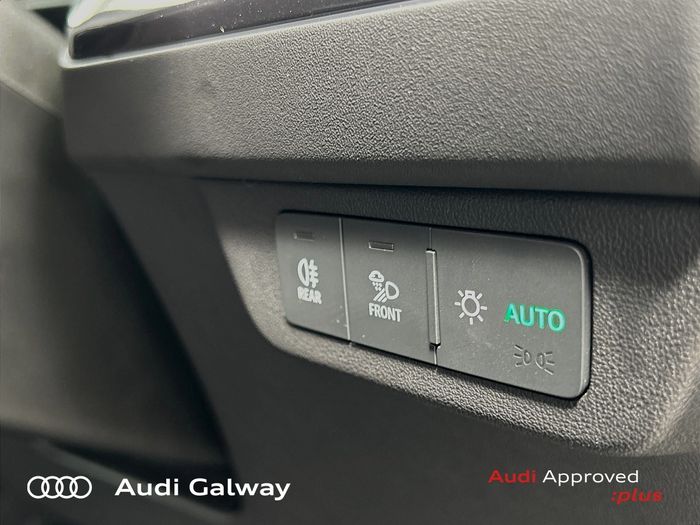 Audi Q4 E-tron 2025