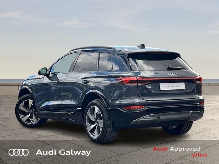 Audi Q6 e-tron 2024