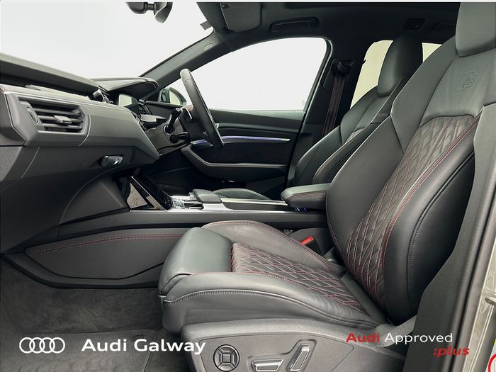 Audi Q8 e-tron 2023