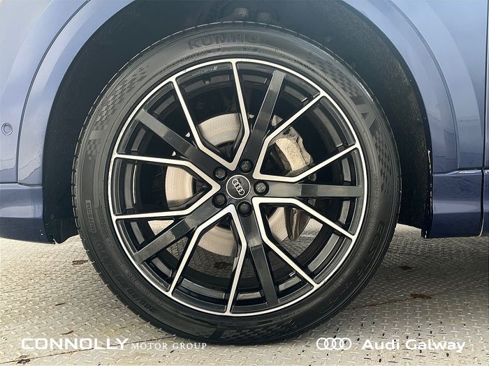 Audi Q8 2022
