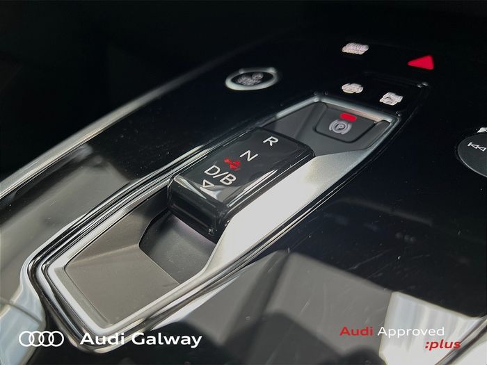 Audi Q4 E-tron 2025