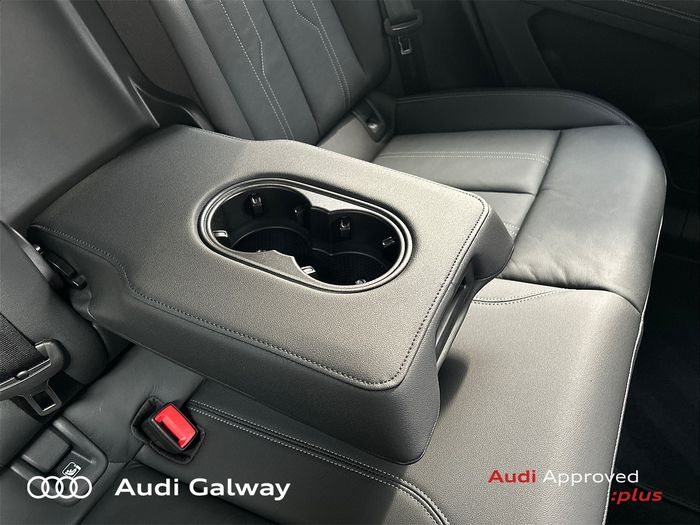 Audi Q4 E-tron 2025
