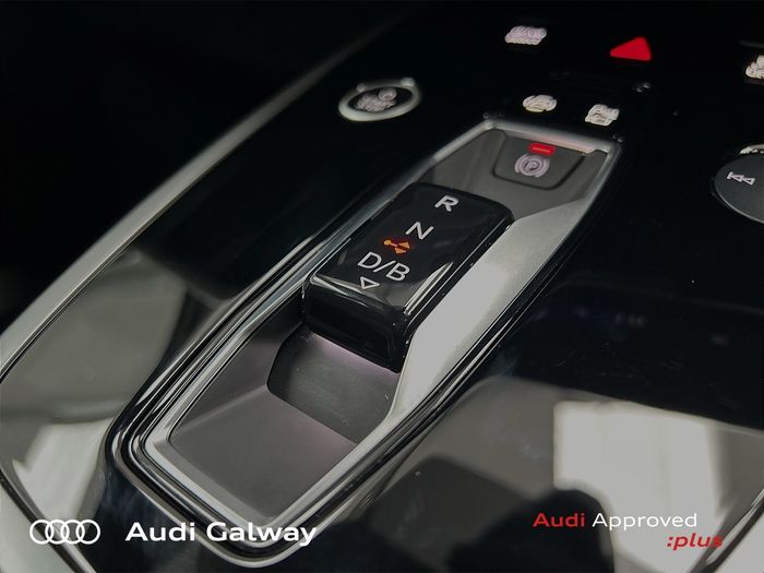Audi Q4 E-tron 2025
