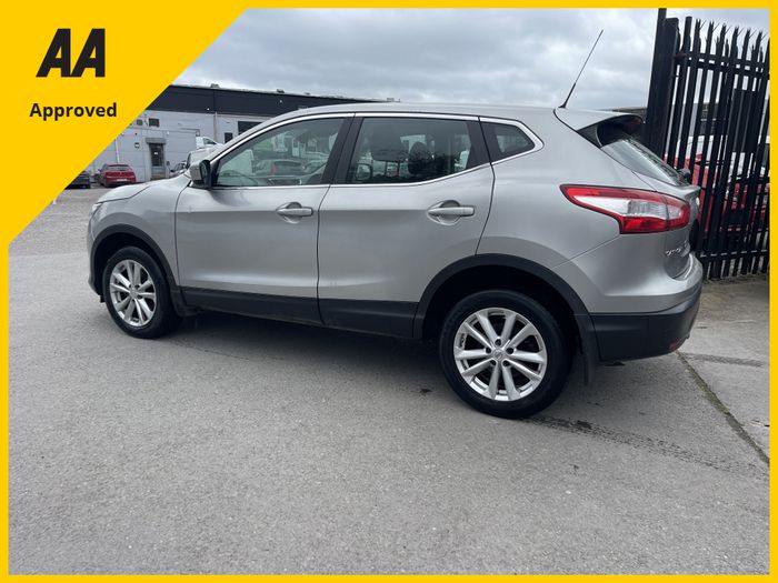 Nissan QASHQAI 2015