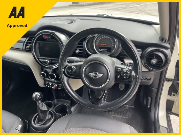 MINI Cooper 2018