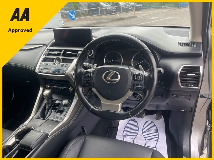 Lexus NX 300h 2018