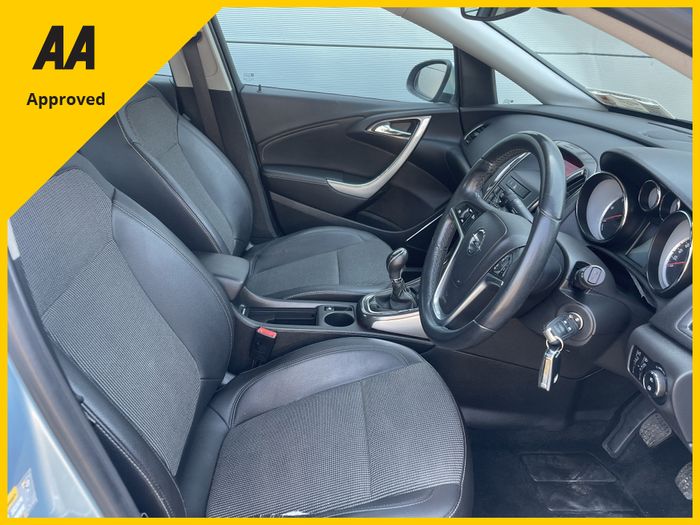 Opel Astra 2010