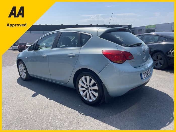 Opel Astra 2010