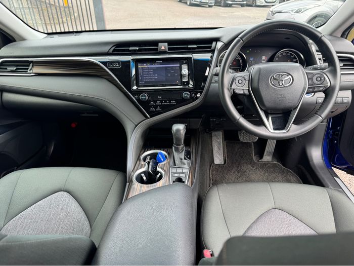 Toyota Camry 2018