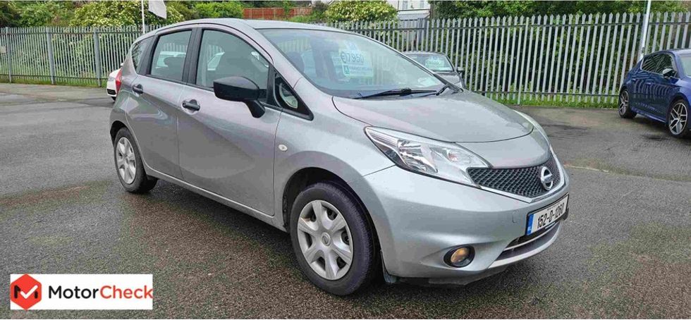Nissan NOTE 2015