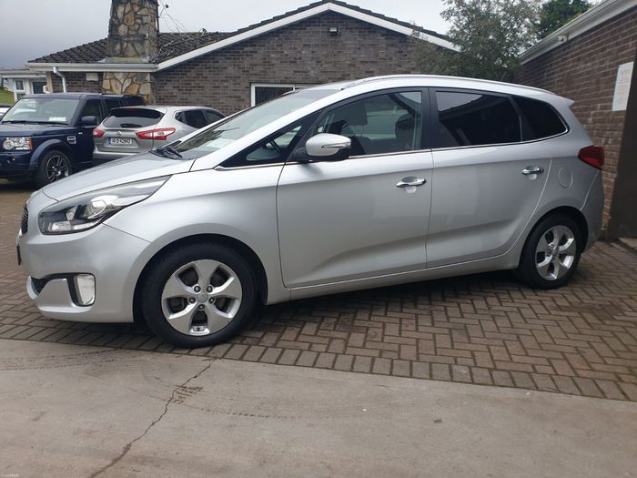 Kia Carens 2016