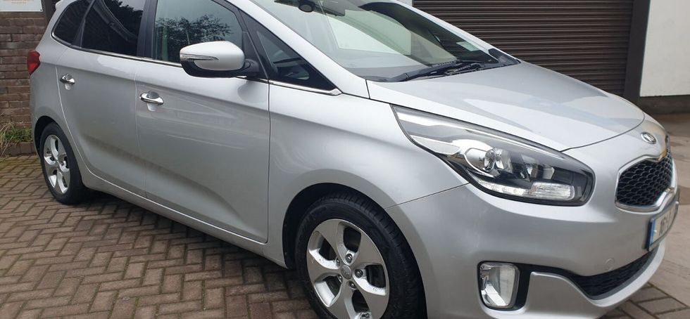 Kia Carens 2016
