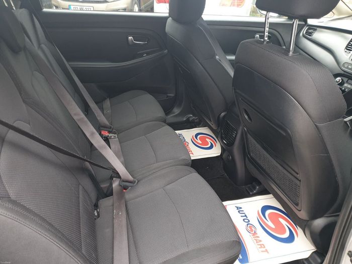 Kia Carens 2016