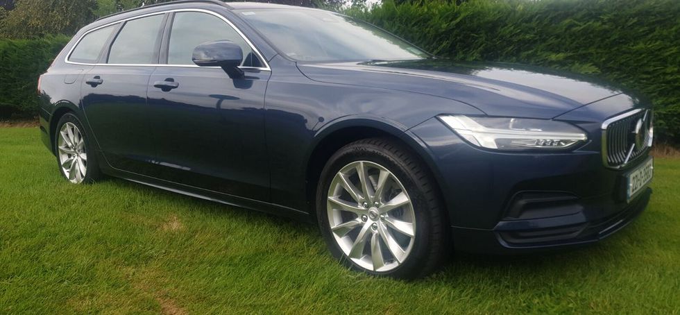 Volvo V90 2022