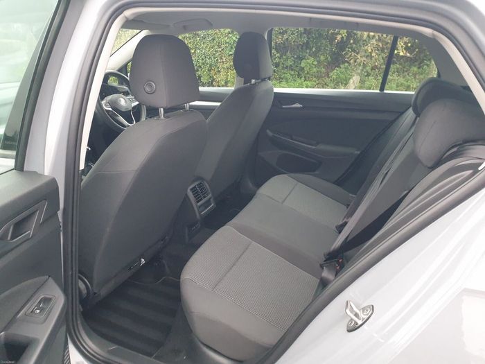Volkswagen Golf 2021