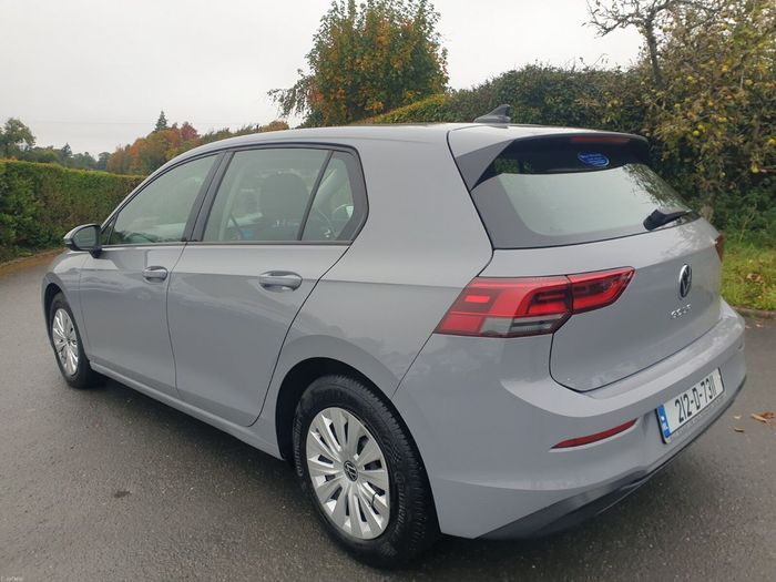 Volkswagen Golf 2021