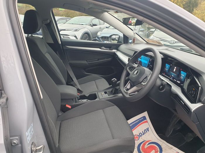 Volkswagen Golf 2021