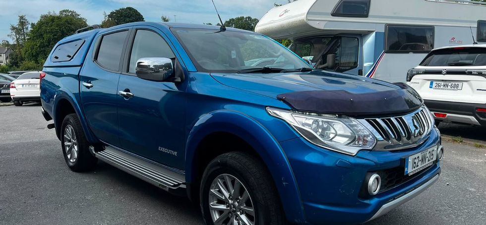 Mitsubishi L 200 2016