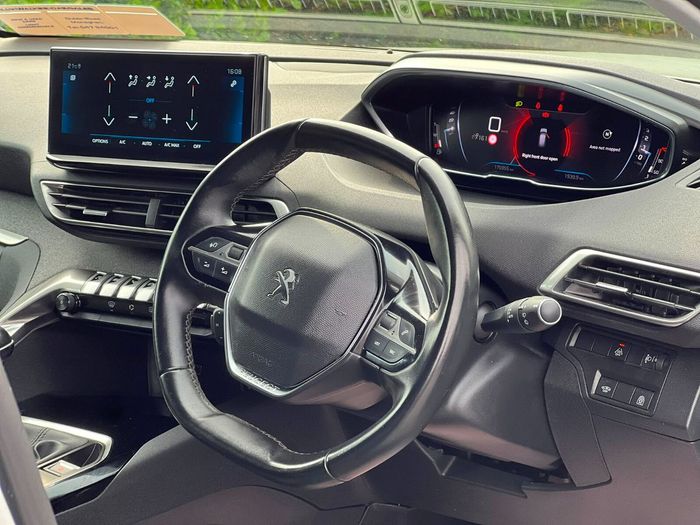 Peugeot 3008 2022
