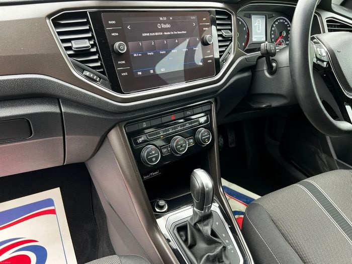Volkswagen T-Roc 2019