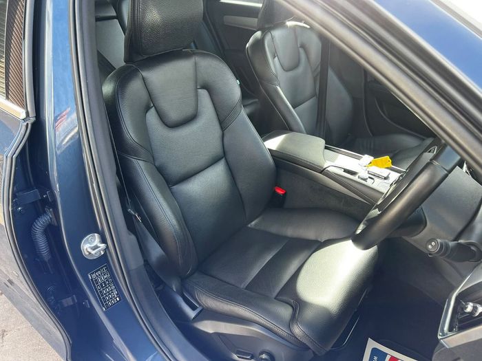 Volvo V90 2022