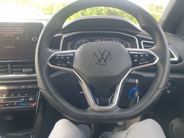Volkswagen T-Roc 2023