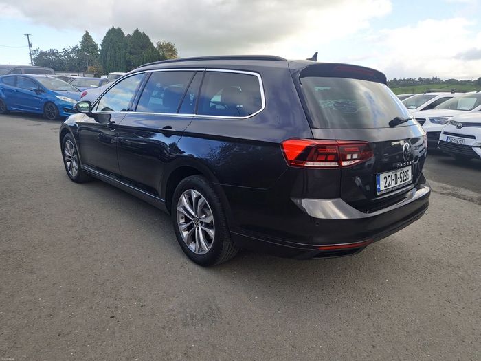 Volkswagen Passat 2022