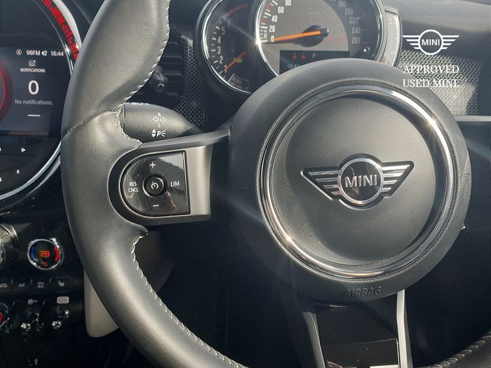 MINI HATCH 2022