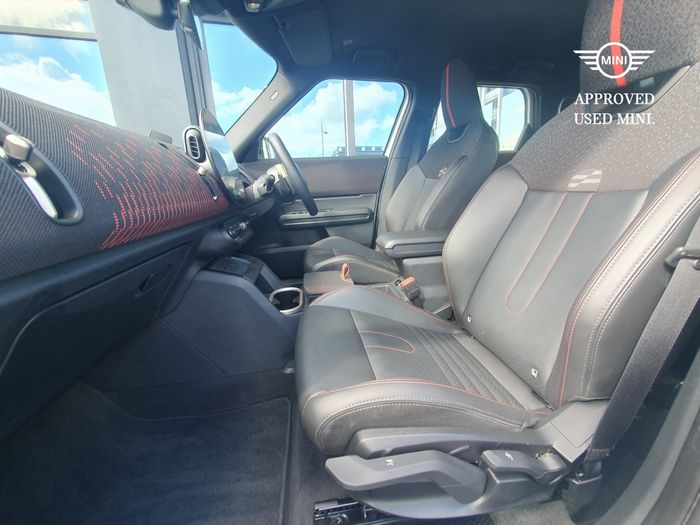 MINI COUNTRYMAN 2024