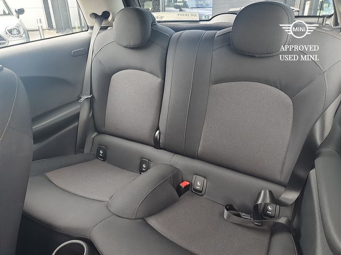 MINI HATCH 2019