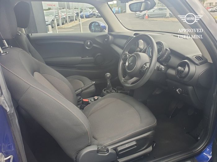 MINI HATCH 2019