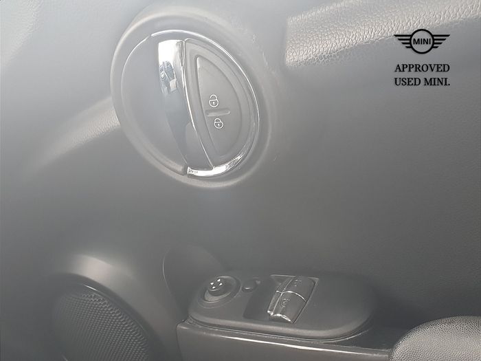 MINI HATCH 2019