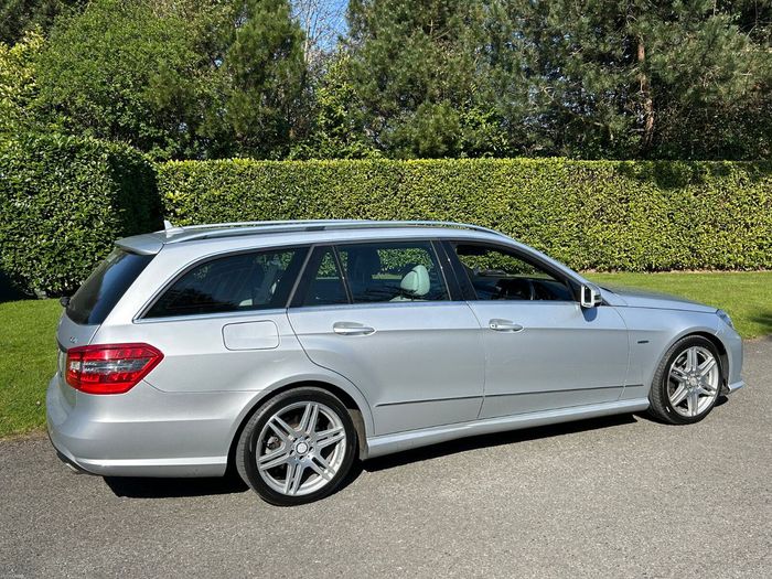 Mercedes-Benz E-Class 2011