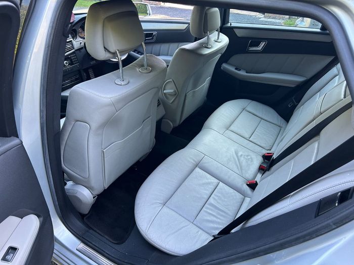 Mercedes-Benz E-Class 2011