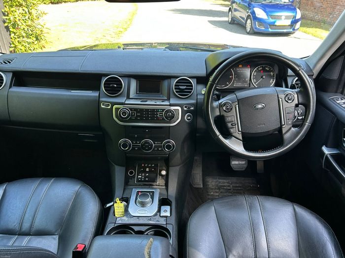 Land Rover Discovery 2016