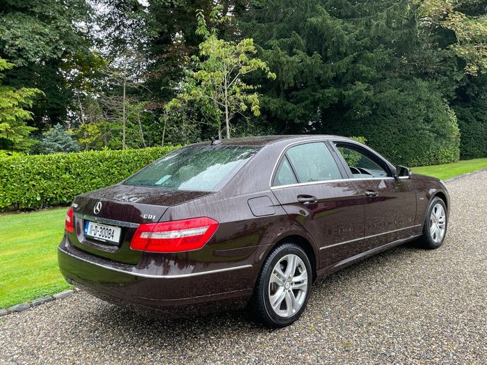Mercedes-Benz E-Class 2011