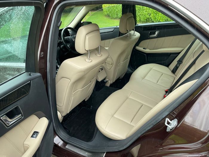 Mercedes-Benz E-Class 2011