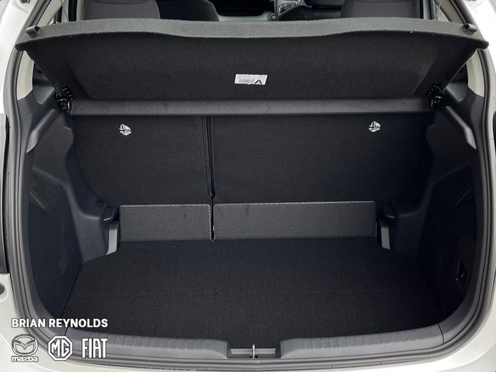 Mazda 2 2025