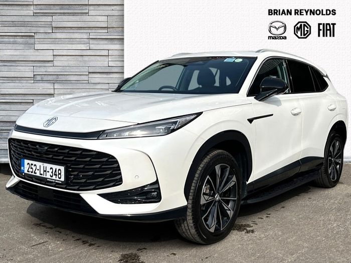 MG HS 2025