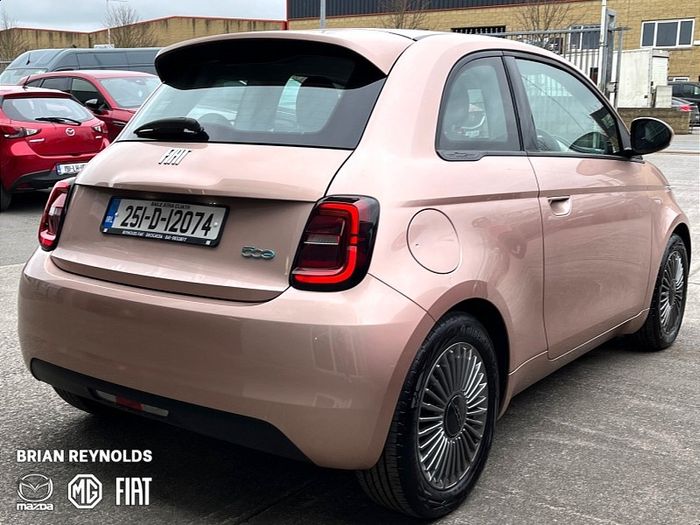 Fiat 500e 2025