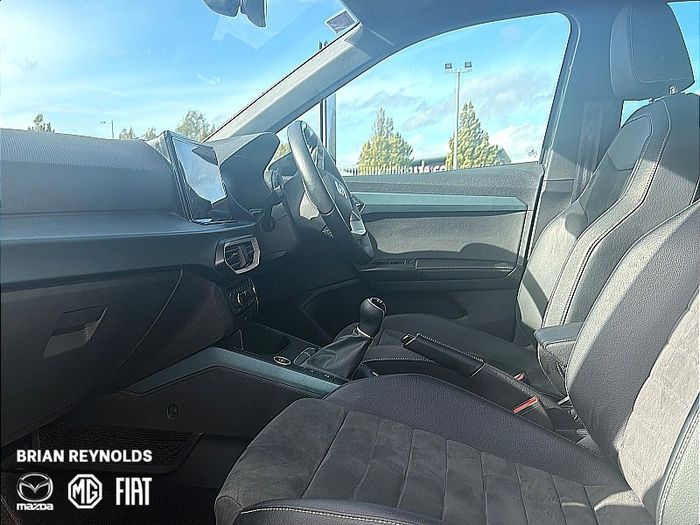 SEAT Arona 2024