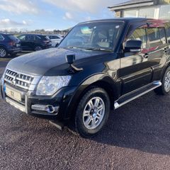 Mitsubishi Pajero 2015