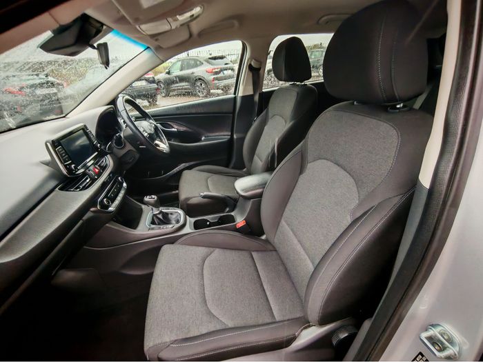 Hyundai i30 2021