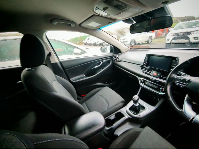 Hyundai i30 2021