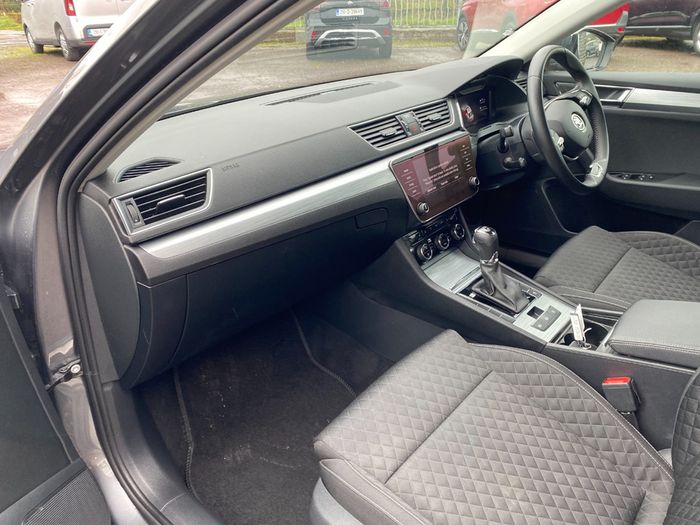 Skoda Superb 2022