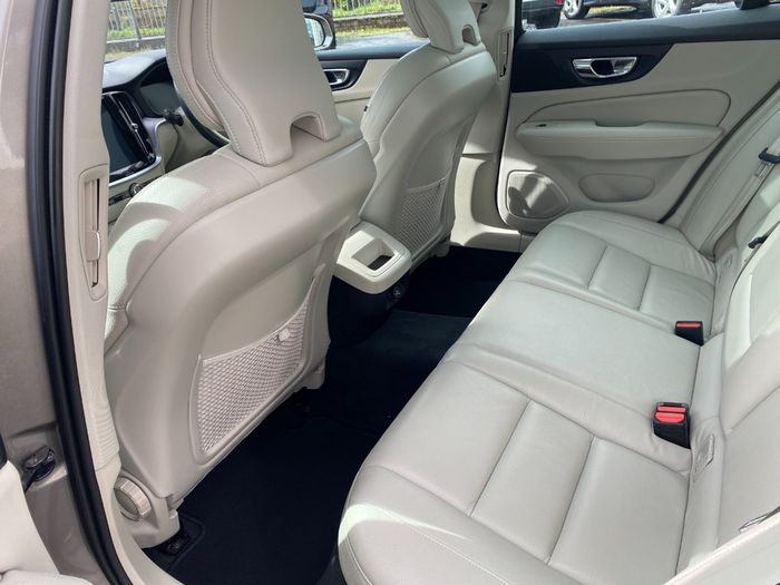 Volvo V60 2019