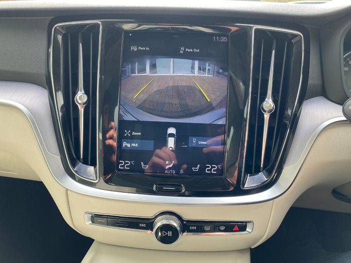 Volvo V60 2019