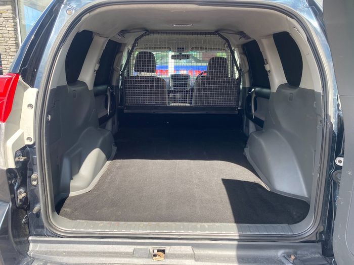Toyota Landcruiser 2011